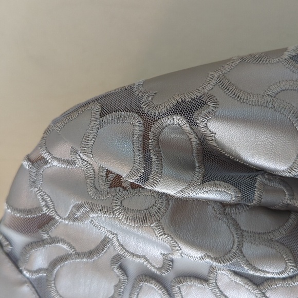 Colleen Lopez Best Dressed Silver Faux Leather And Mesh Jacket - Picture 8 of 16
